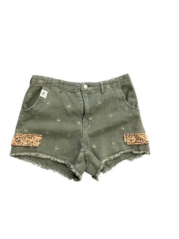 Soft Fabric Shorts-Shorts By Cmb In Green, Size: M