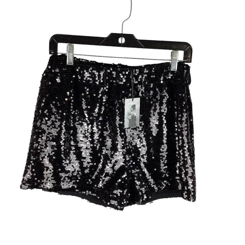 Versatile Shorts-Shorts By Clothes Mentor In Black, Size: M