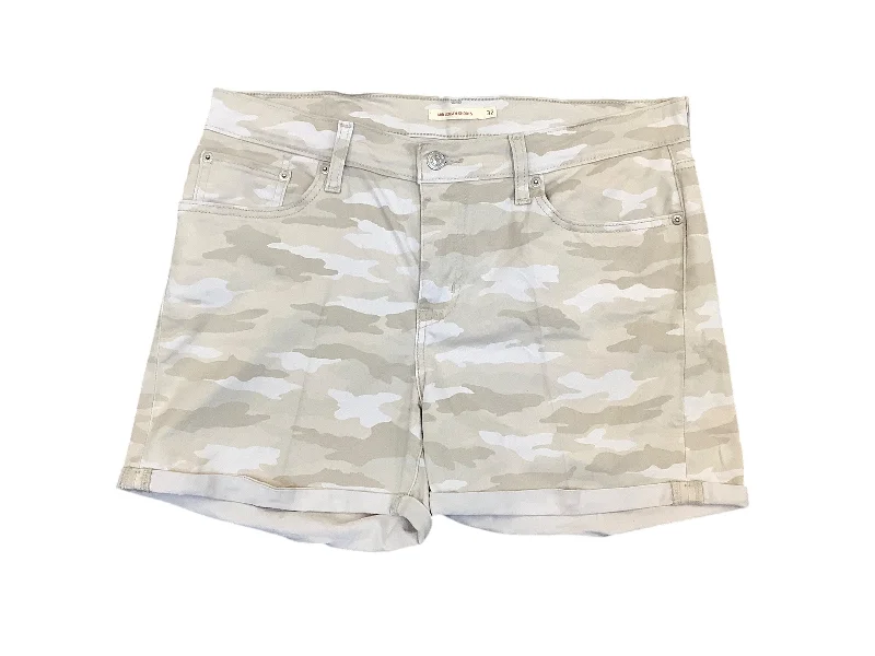 Classic Fit Shorts-Shorts By Levis In Camouflage Print, Size: 14