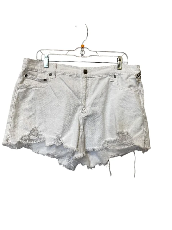 Slim Fit Shorts-Shorts By Aerie In White Denim, Size: Xl