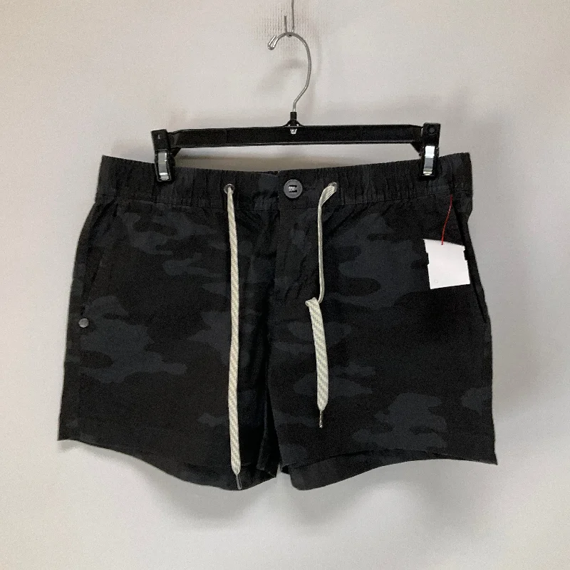 Running Shorts-Shorts By Vuori In Camouflage Print, Size: S