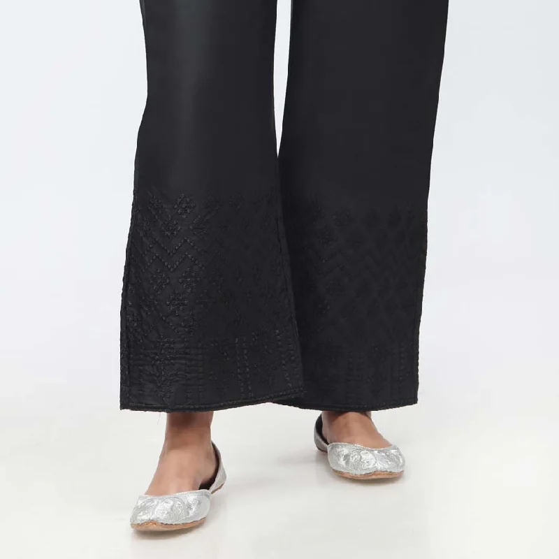 Breathable Pants-Black Embroidered Cambric Trouser PW3659