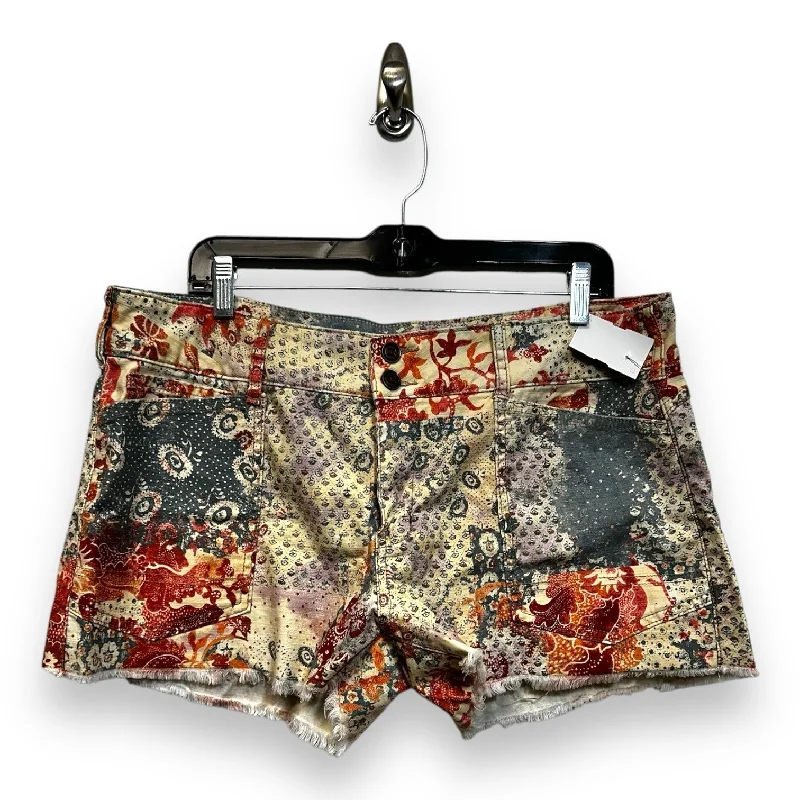 Outdoor Performance Shorts-Shorts By Pilcro In Print, Size: 14