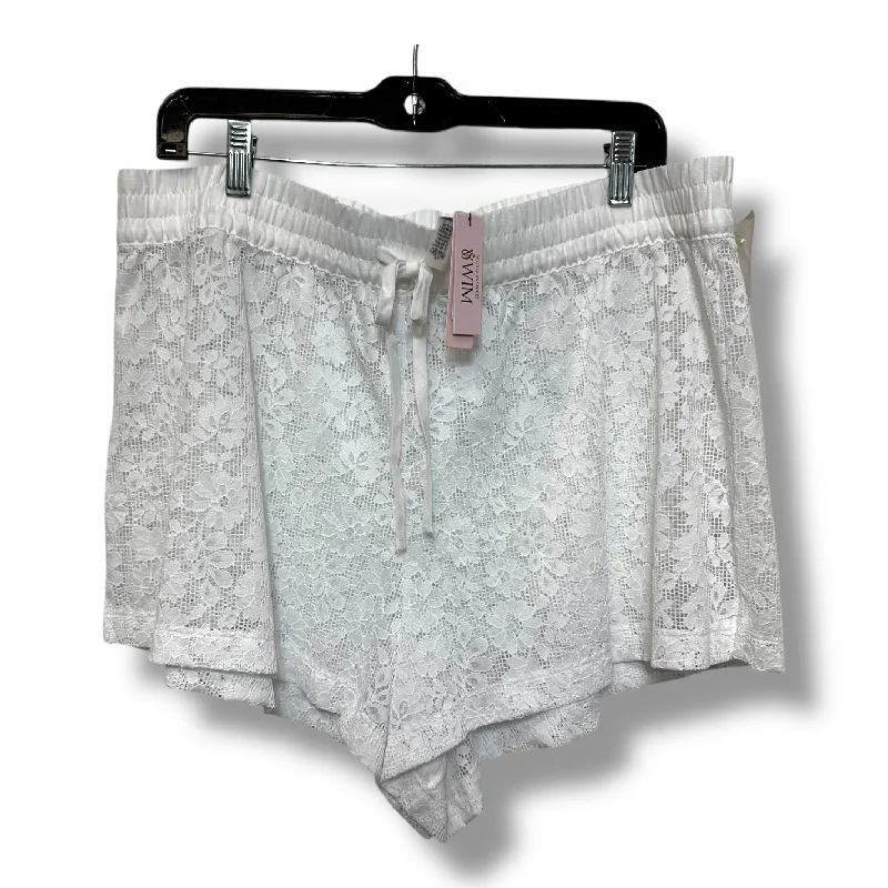 Athletic Fit Shorts-Shorts By Victorias Secret In White, Size: Xl